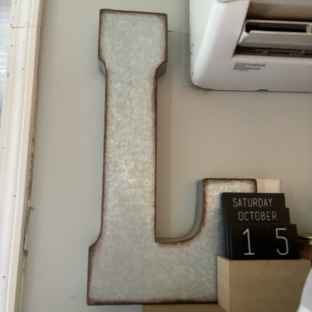 Large letter L